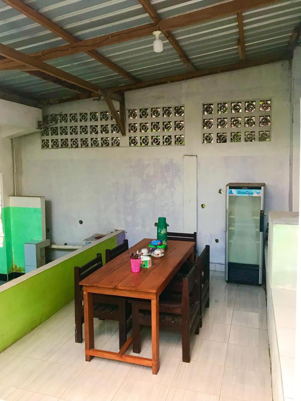 Bulan Homestay Plambi Exteriör bild